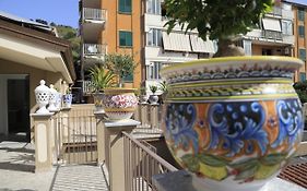 New- B&B Allison Tropea